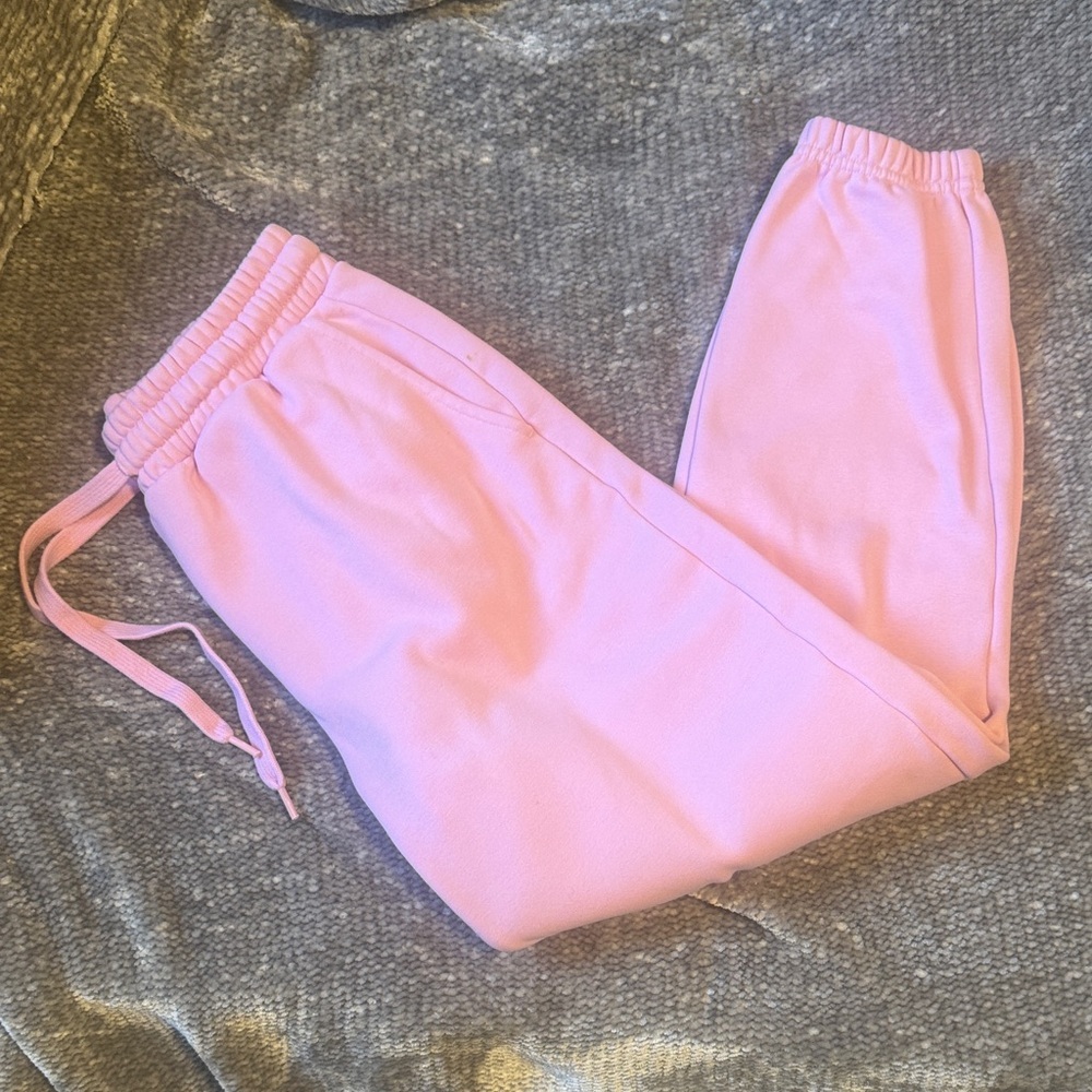 Fabletics || Go-To Joggers (M) - Picture 2 of 11